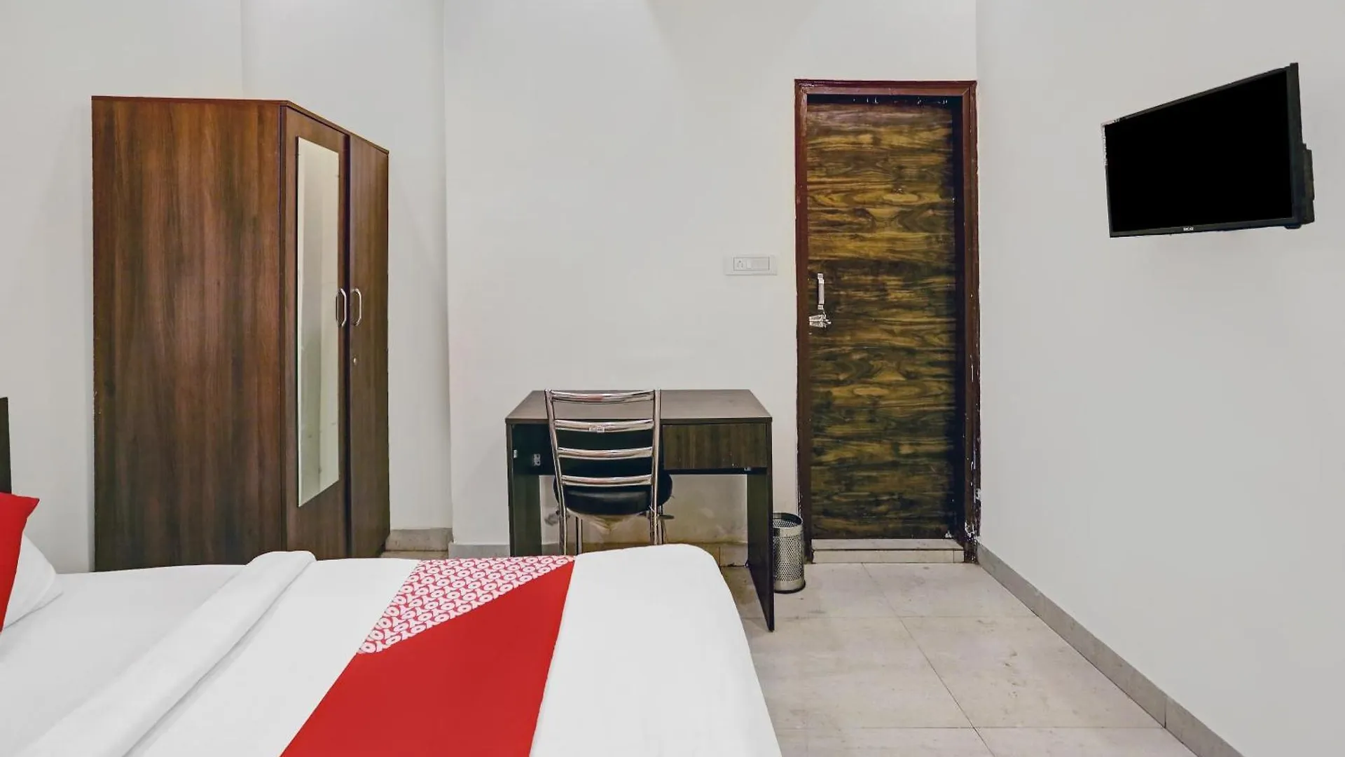 Hotel O Prince Delhi  3*, Delhi (National Capital Territory of India)